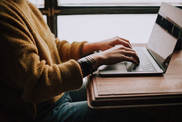What Is a Blog? Here's the Ultimate Guide to Help You Start a Blog Today